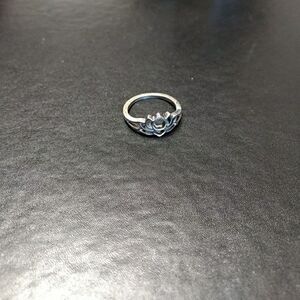 **Sale** Silver tone fashion lotus flower ring size 5